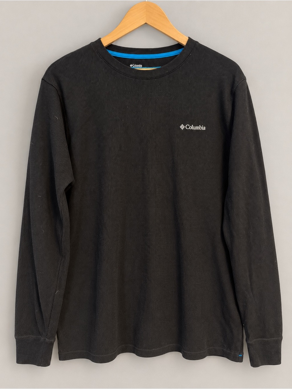 Columbia Black Long-Sleeve Thermal Crew with Blue Neck Trim